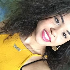 Meet your Posher, Arielle