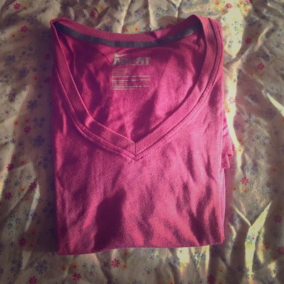 Pink Nike workout top!