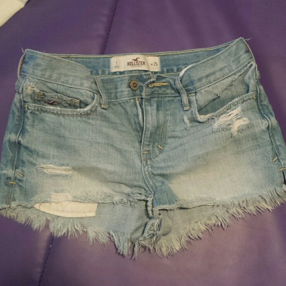 Hollister shorts, like new