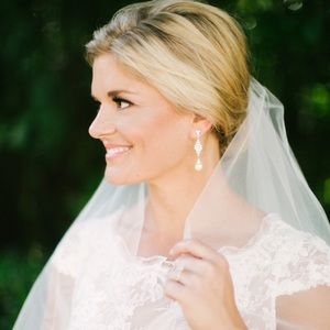 Meet your Posher, Holly