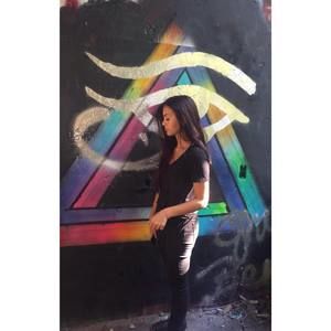 Meet your Posher, Andrea