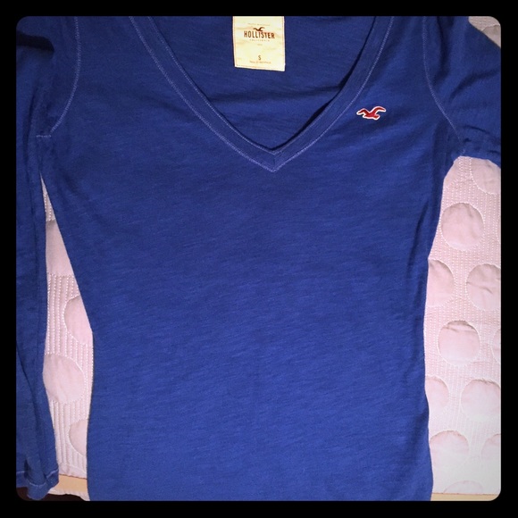 **SOLD**Hollister long sleeve shirt