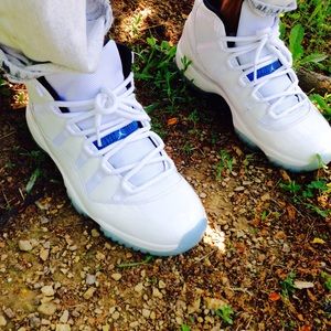 Jordan 11 Legend Blue