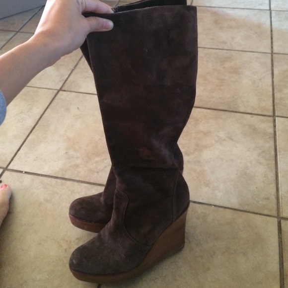 SOLD-Steve Madeen brown suede boots