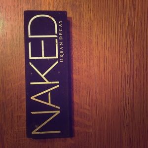 NAKED eyeshadow pallet by Urban Decay