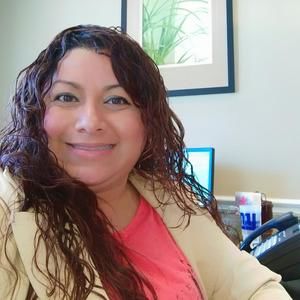 Meet your Posher, Ana