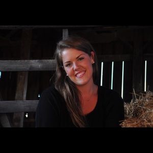 Meet your Posher, Emma