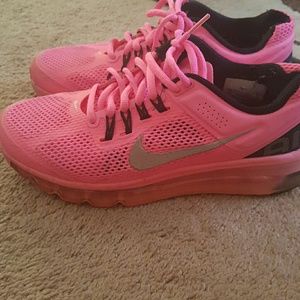 Size 8 pink airmax