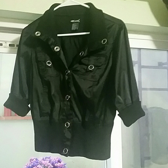 Crop black jacket from wet seal