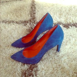 Via spiga blue suede pumps