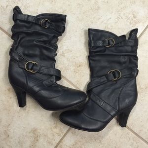 Black boots with heel