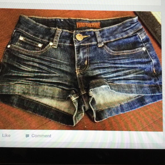 Free culture Denim shorts *PRICE DROP* - Picture 2 of 2