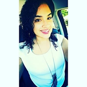 Meet your Posher, Priscilla