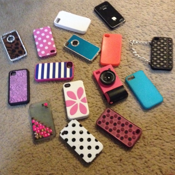15 IPhone 4/4s Cases