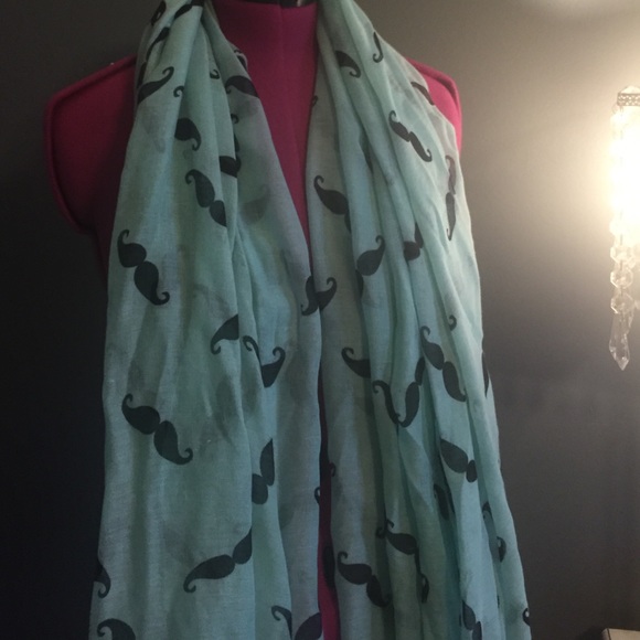 Scarf - Picture 2 of 2