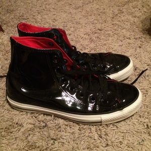 RARE- Black patent leather converse w/ red lining