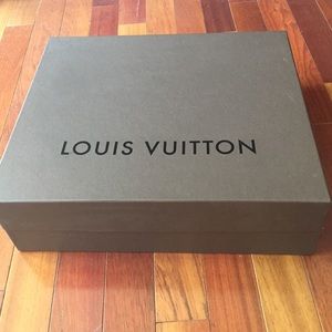 Louis Vuitton box