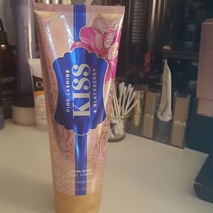 Bath and Body Works pink Jasmine kiss body cream