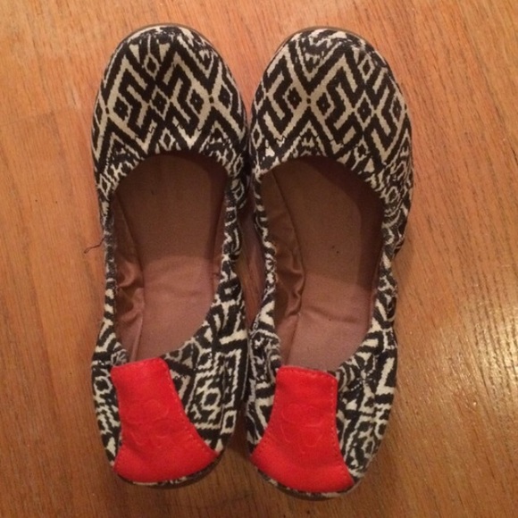 Tribal lucky brand flats