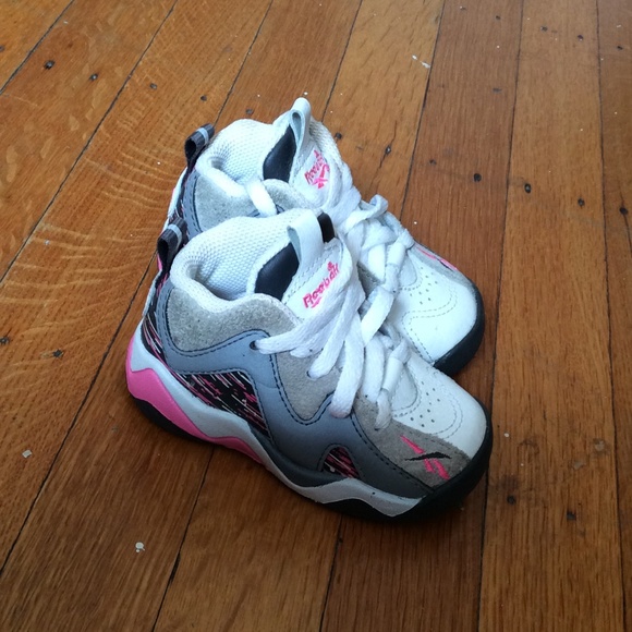 Reebok sneakers - Picture 2 of 3