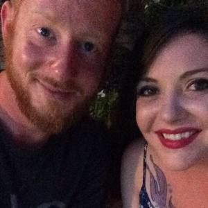 Meet your Posher, Leigh