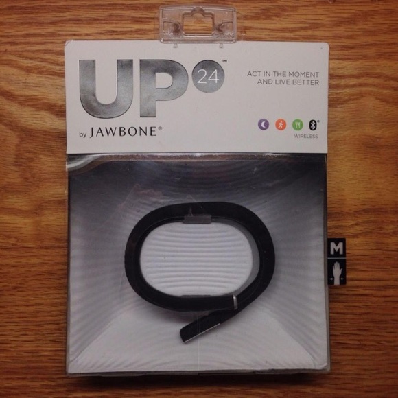 UP 24 by Jawbone. Fitness bracelet. Size M.