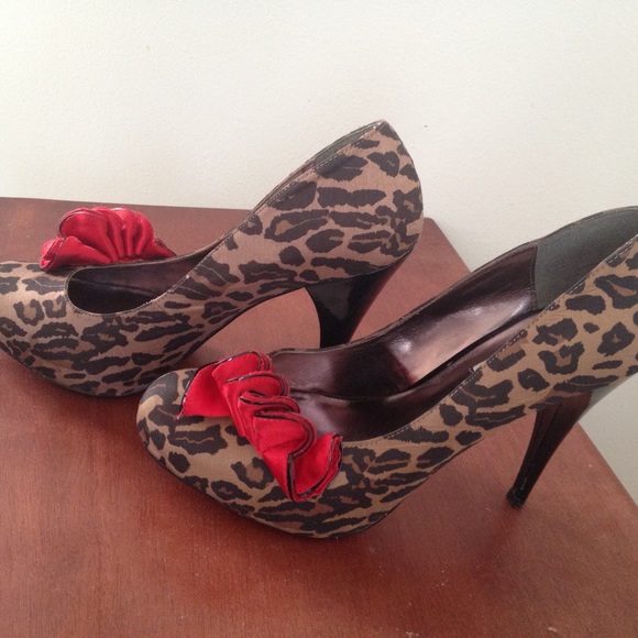 Steve Madden Shoes - Size 8.5 Steve Madden Heels