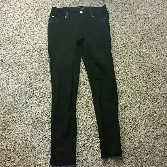 Black Skinny Pants