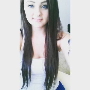 Meet your Posher, Evelyn