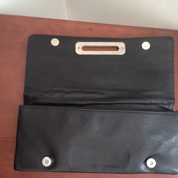 Multi colored clutch - Picture 3 of 4