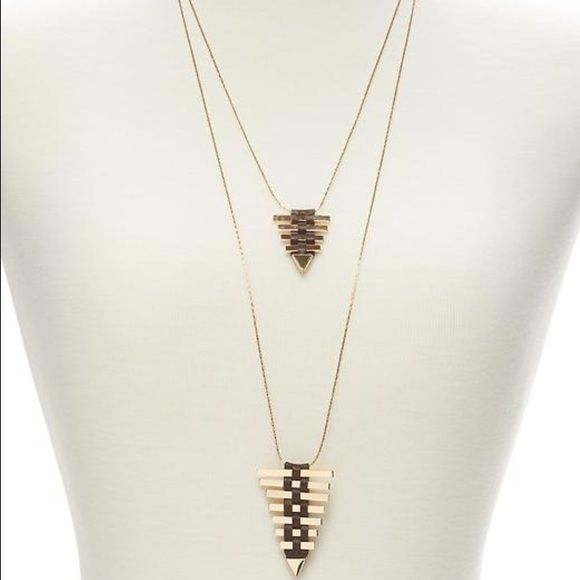 Leather arrow pendant necklace