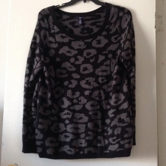 Leopard sweater