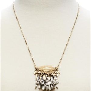 Metal fringe pendant necklace