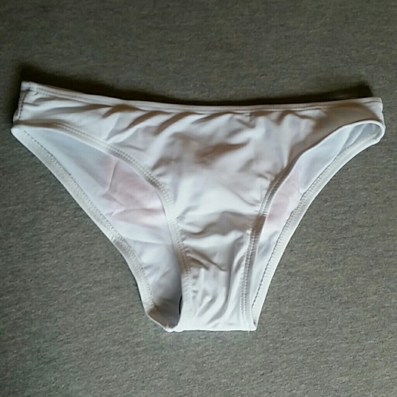 Bow Bottoms - Picture 3 of 4