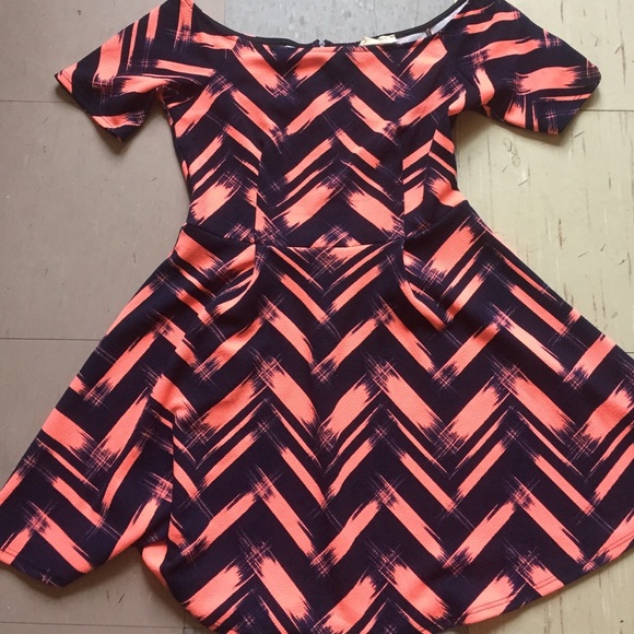 Cute fitted from waist dress