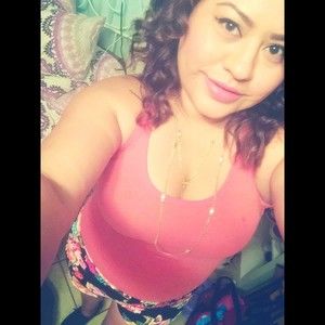 Meet your Posher, Val