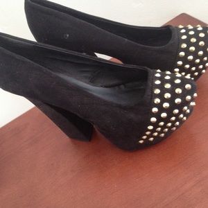 Size 8 Black Studded Heels