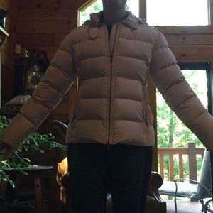 Pale pink winter Burberry coat with hood