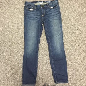 Brand new Eddie Bauer skinny jeans size 14