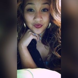 Meet your Posher, Brittney