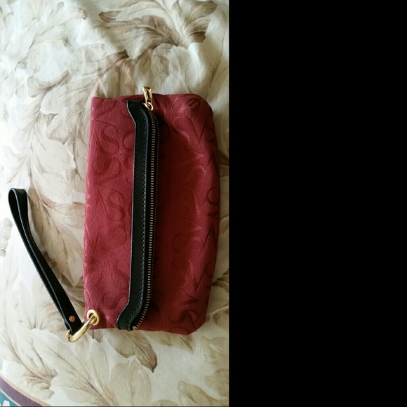 Simpley Vera Wang Wristlet