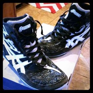 Asics wrestling shoes