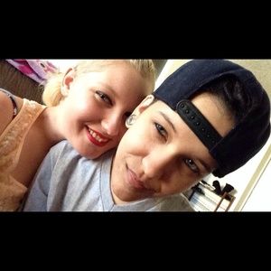 Meet your Posher, Monica