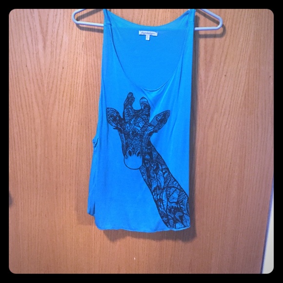 Giraffe top