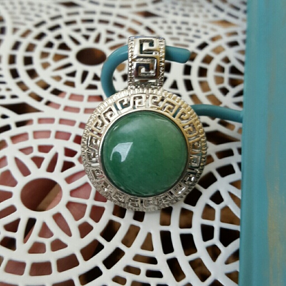 Adventurine pendant