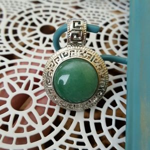 Adventurine pendant