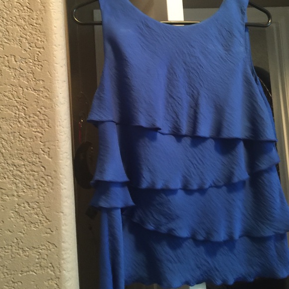 Top - Picture 3 of 4