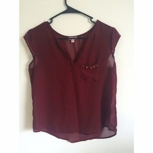 🚫SOLD🚫 maroon sheer top