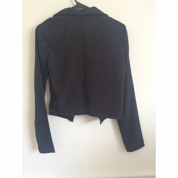 🚫SOLD🚫 lightweight polyester blazer - Picture 3 of 4