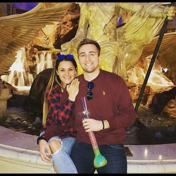 Meet your Posher, Brooke - Picture 4 of 4